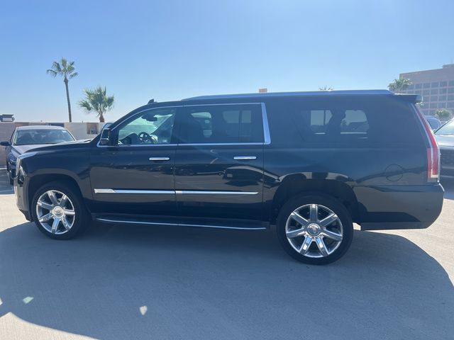 2020 Cadillac Escalade ESV Luxury