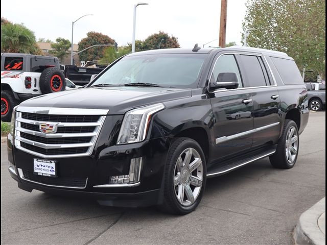 2020 Cadillac Escalade ESV Luxury