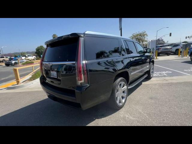 2020 Cadillac Escalade ESV Luxury