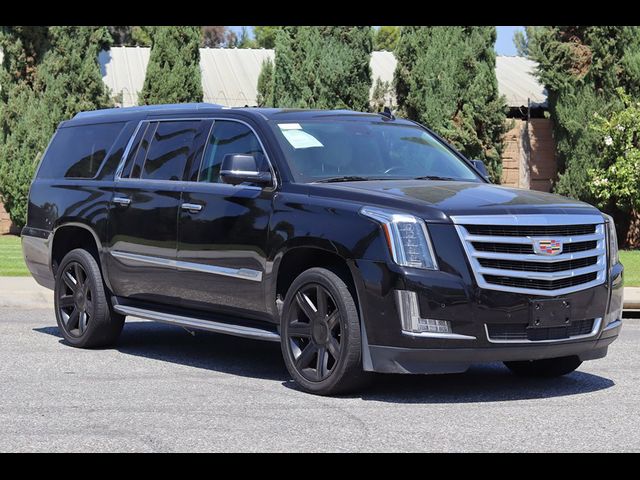 2020 Cadillac Escalade ESV Luxury