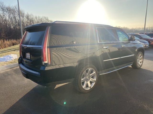 2020 Cadillac Escalade ESV Luxury