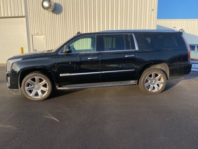 2020 Cadillac Escalade ESV Luxury