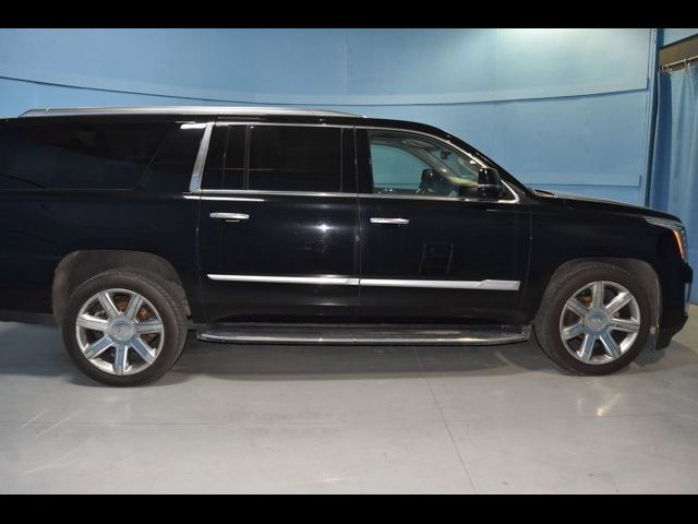 2020 Cadillac Escalade ESV Luxury