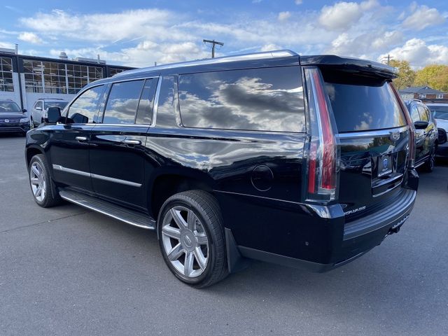 2020 Cadillac Escalade ESV Luxury