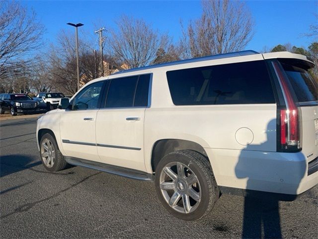 2020 Cadillac Escalade ESV Luxury