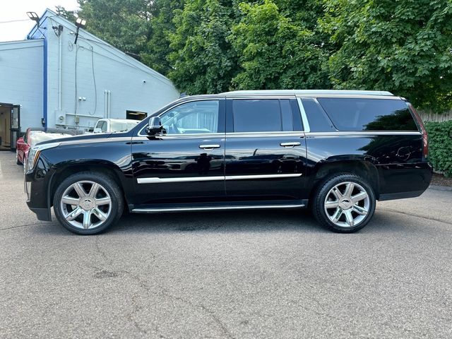 2020 Cadillac Escalade ESV Luxury