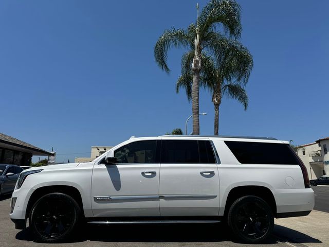 2020 Cadillac Escalade ESV Luxury