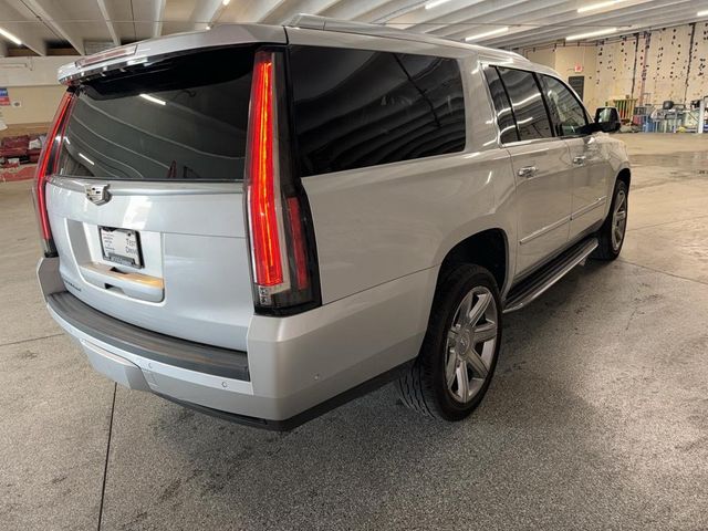 2020 Cadillac Escalade ESV Luxury