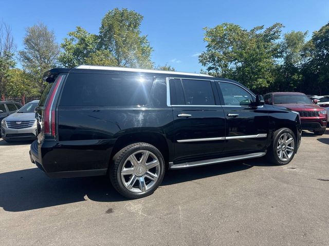 2020 Cadillac Escalade ESV Luxury