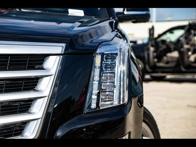 2020 Cadillac Escalade ESV Premium Luxury