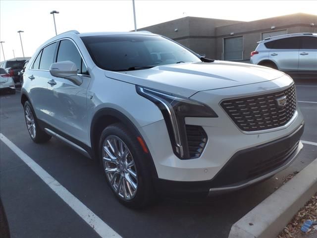 2020 Cadillac XT4 Premium Luxury