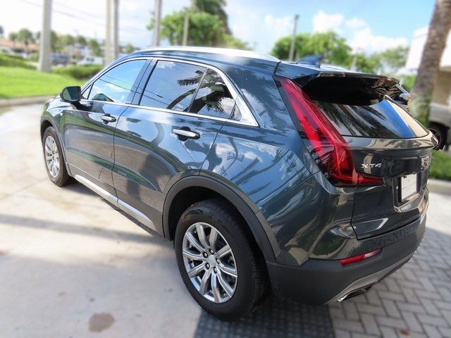 2020 Cadillac XT4 Premium Luxury