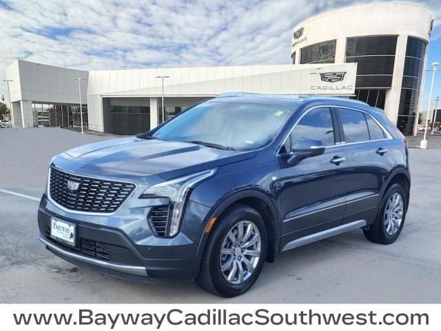 2020 Cadillac XT4 Premium Luxury