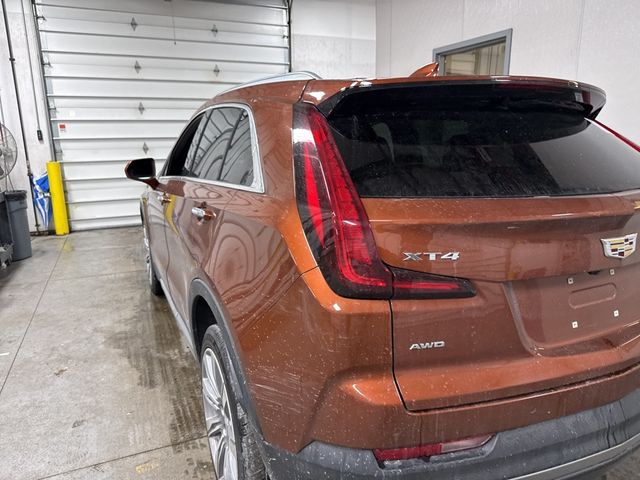 2020 Cadillac XT4 Premium Luxury