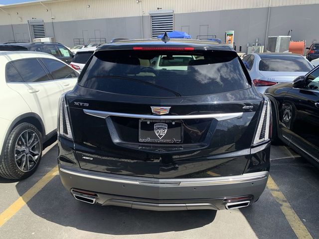 2020 Cadillac XT5 Sport