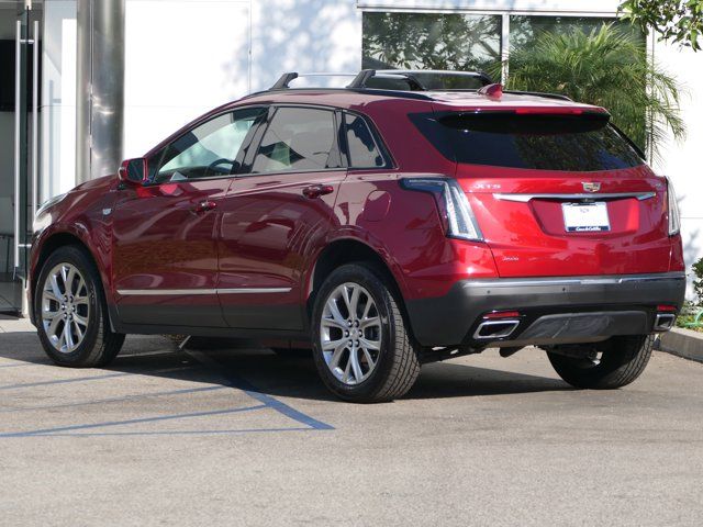 2020 Cadillac XT5 Sport