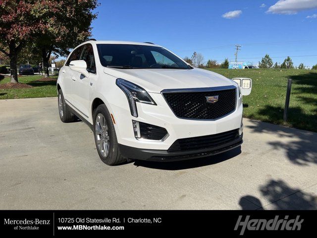 2020 Cadillac XT5 Sport