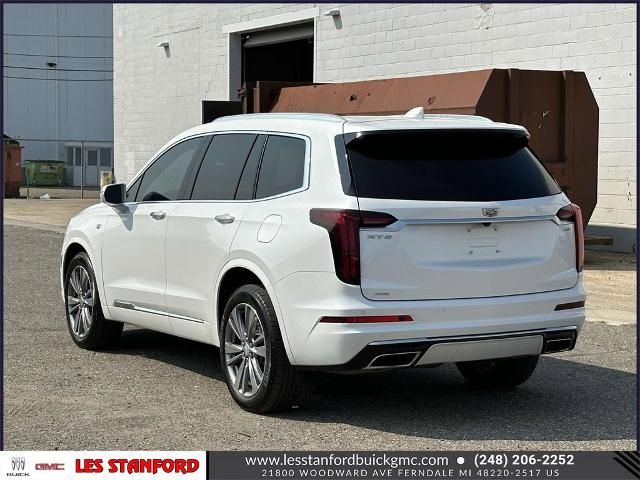 2020 Cadillac XT6 Premium Luxury