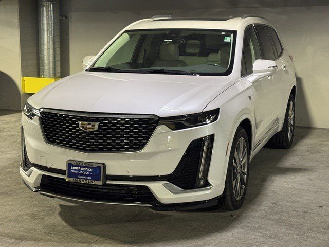 2020 Cadillac XT6 Premium Luxury