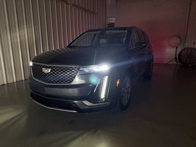 2020 Cadillac XT6 Premium Luxury