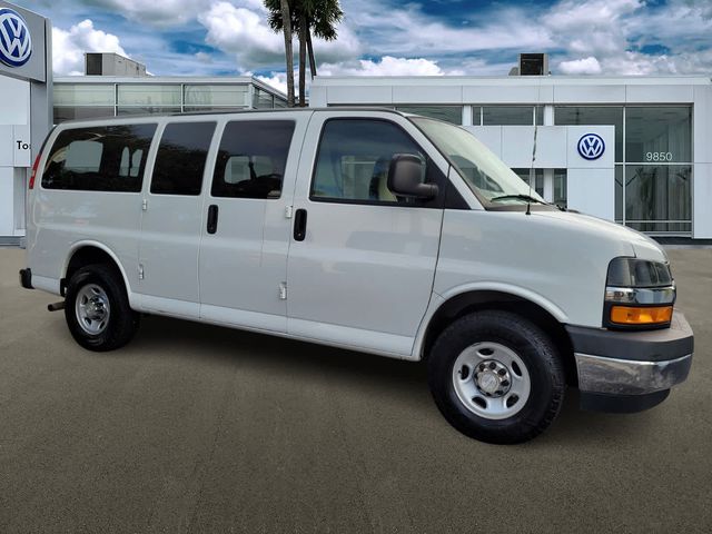 2020 Chevrolet Express LT