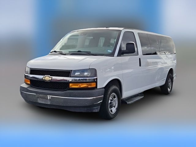 2020 Chevrolet Express LT