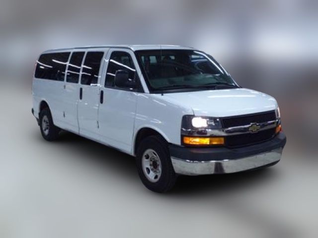 2020 Chevrolet Express LT