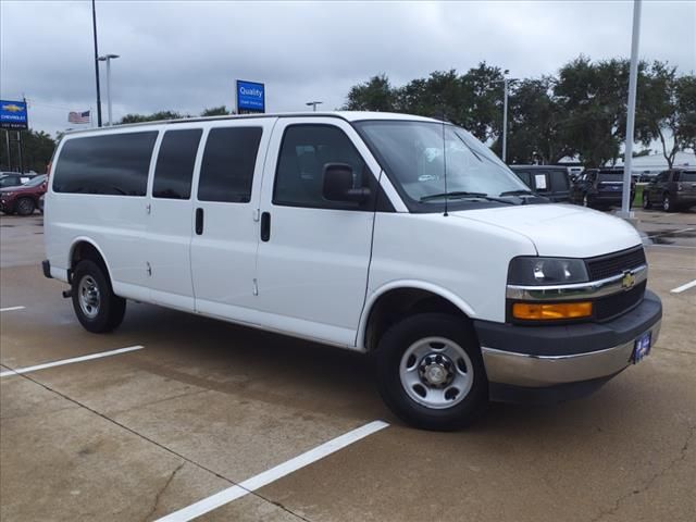 2020 Chevrolet Express LT