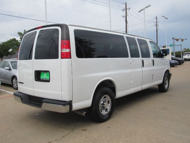 2020 Chevrolet Express LT