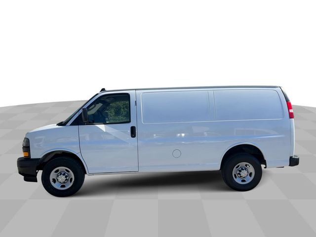 2020 Chevrolet Express Base