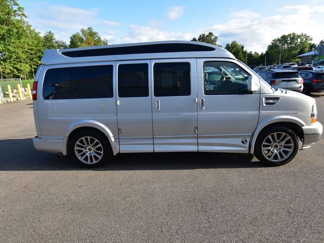 2020 Chevrolet Express Base