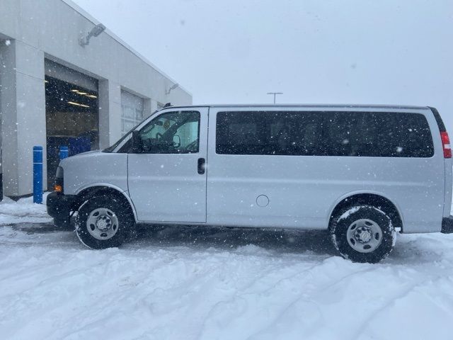 2020 Chevrolet Express LS