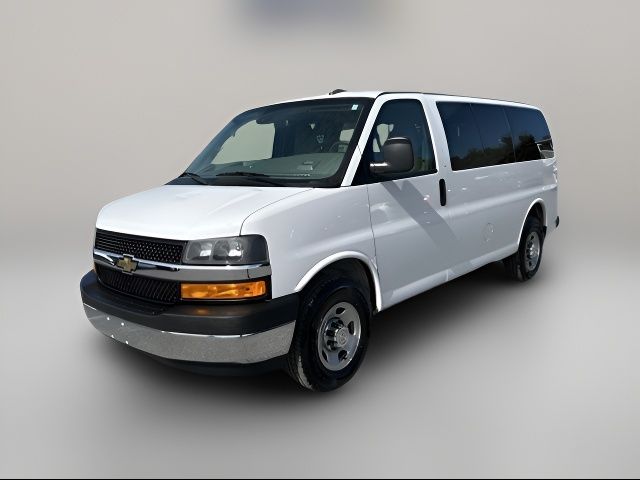 2020 Chevrolet Express LT