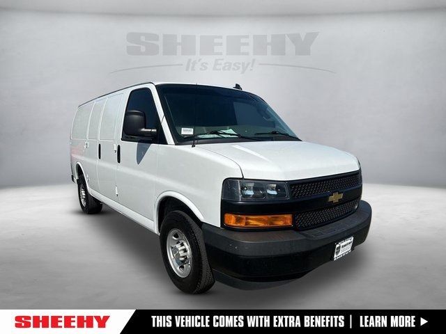 2020 Chevrolet Express Base