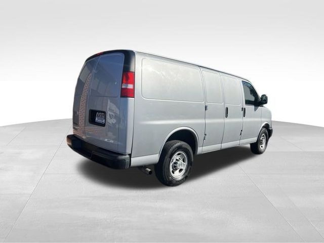 2020 Chevrolet Express Base