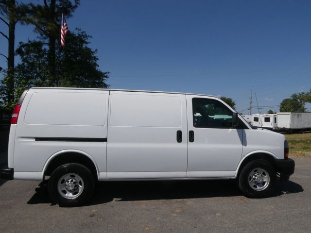 2020 Chevrolet Express Base
