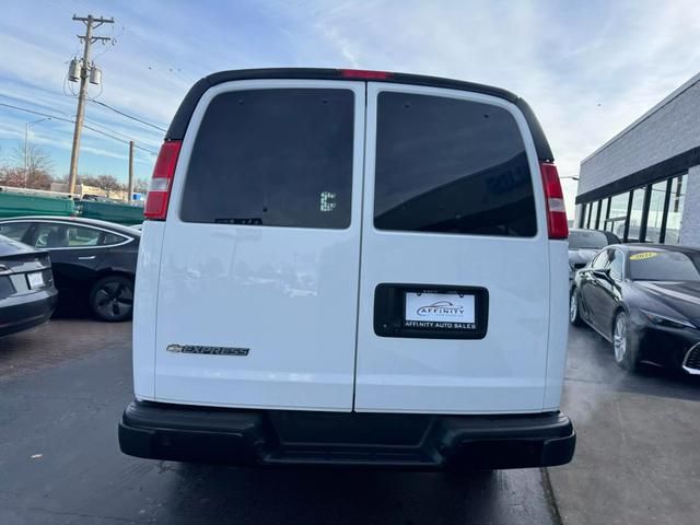 2020 Chevrolet Express Base