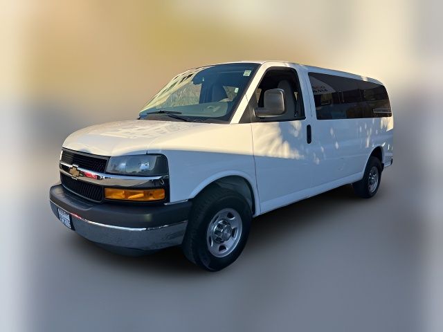 2020 Chevrolet Express LT