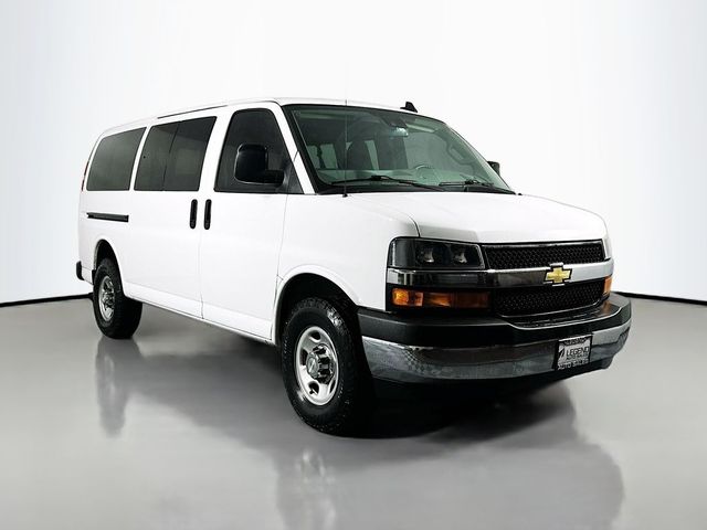 2020 Chevrolet Express LT