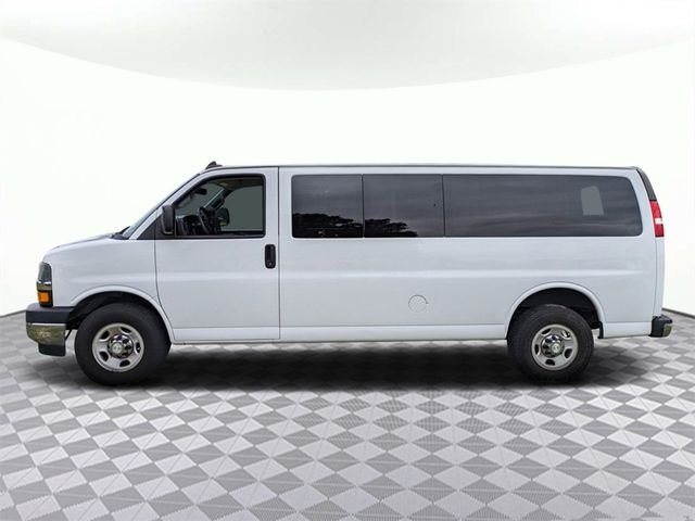 2020 Chevrolet Express LT