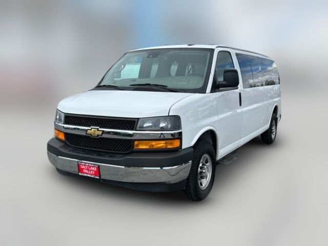 2020 Chevrolet Express LT