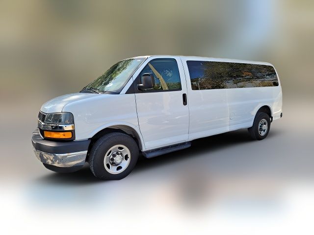 2020 Chevrolet Express LT