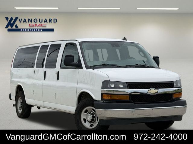 2020 Chevrolet Express LT
