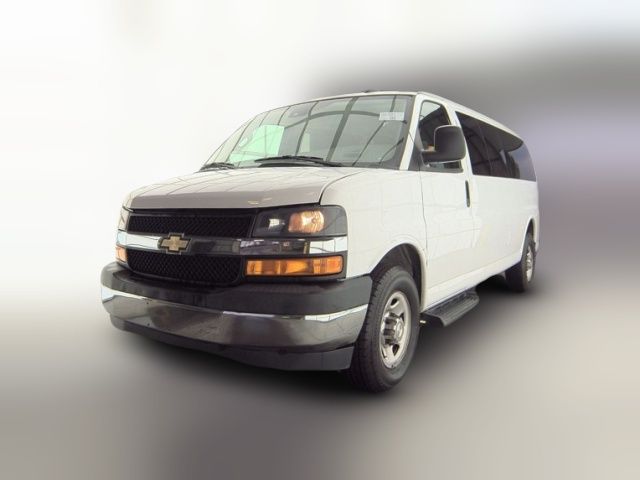 2020 Chevrolet Express LT