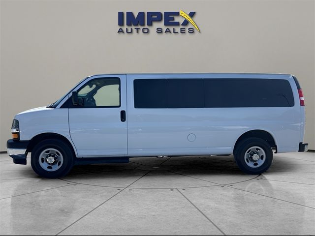 2020 Chevrolet Express LT