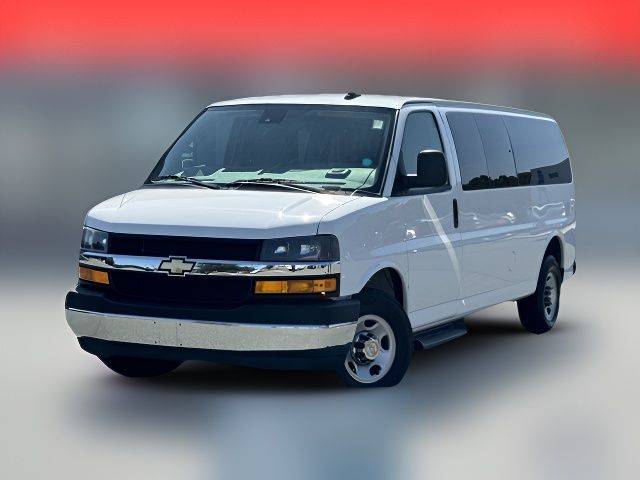 2020 Chevrolet Express LT