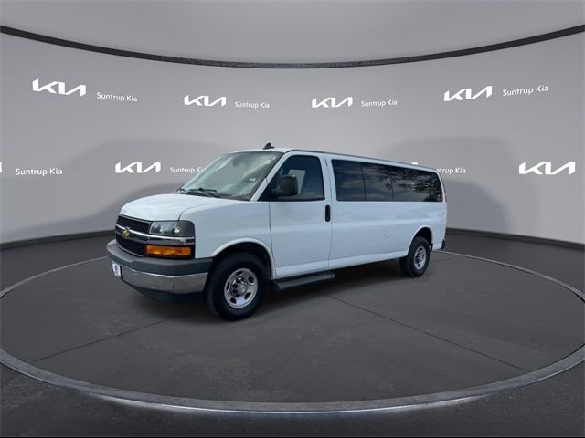 2020 Chevrolet Express LT