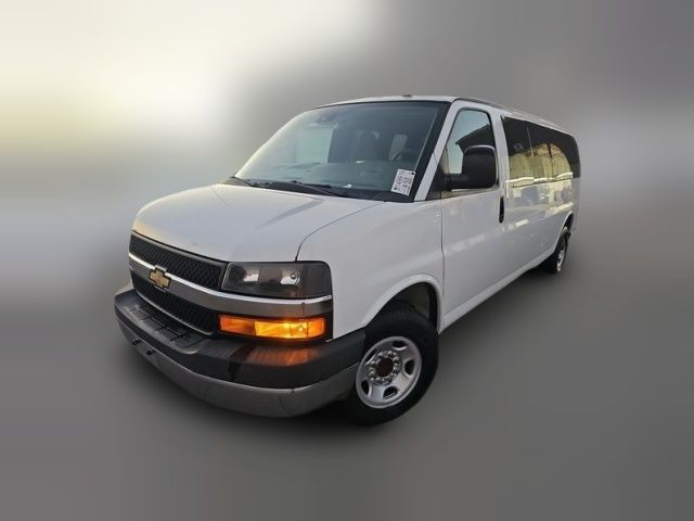 2020 Chevrolet Express LT