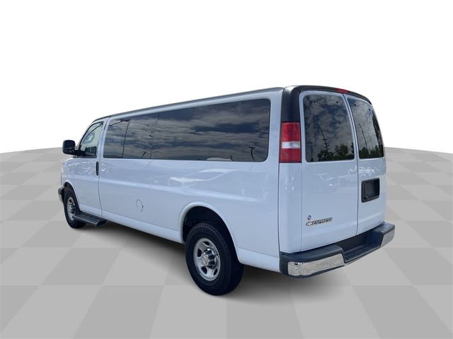 2020 Chevrolet Express LT