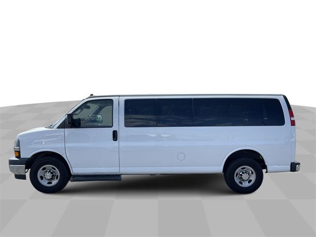 2020 Chevrolet Express LT